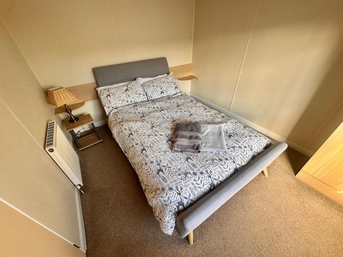 Two Bedroom Willerby Parkhome In Uddingston, Glasgow Экстерьер фото